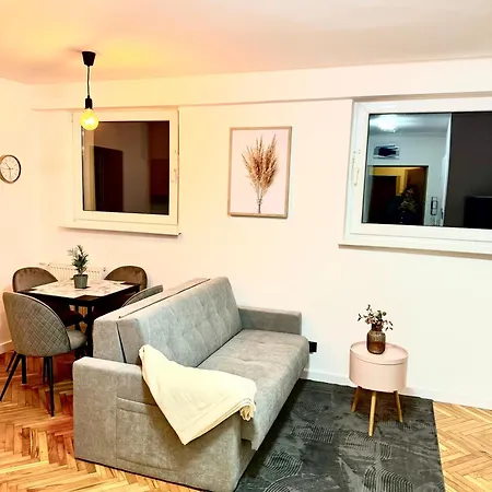 Jarzebinka Ii Apartmán *